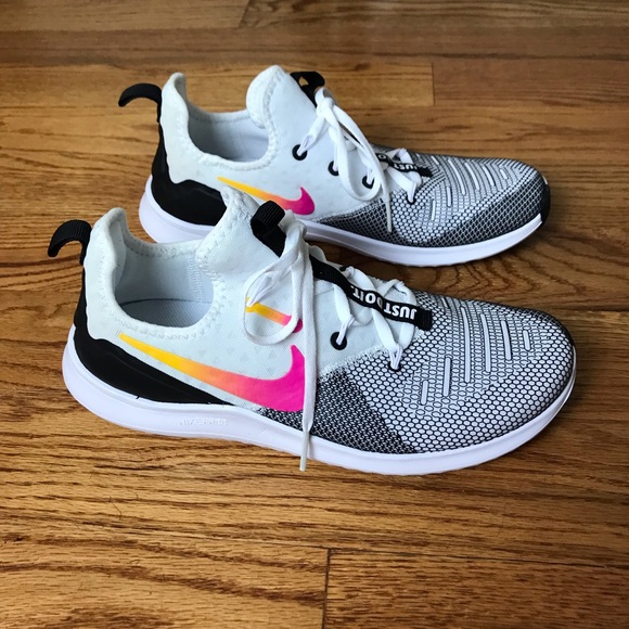 Nike Free White/Black/Pink - Picture 3 of 6